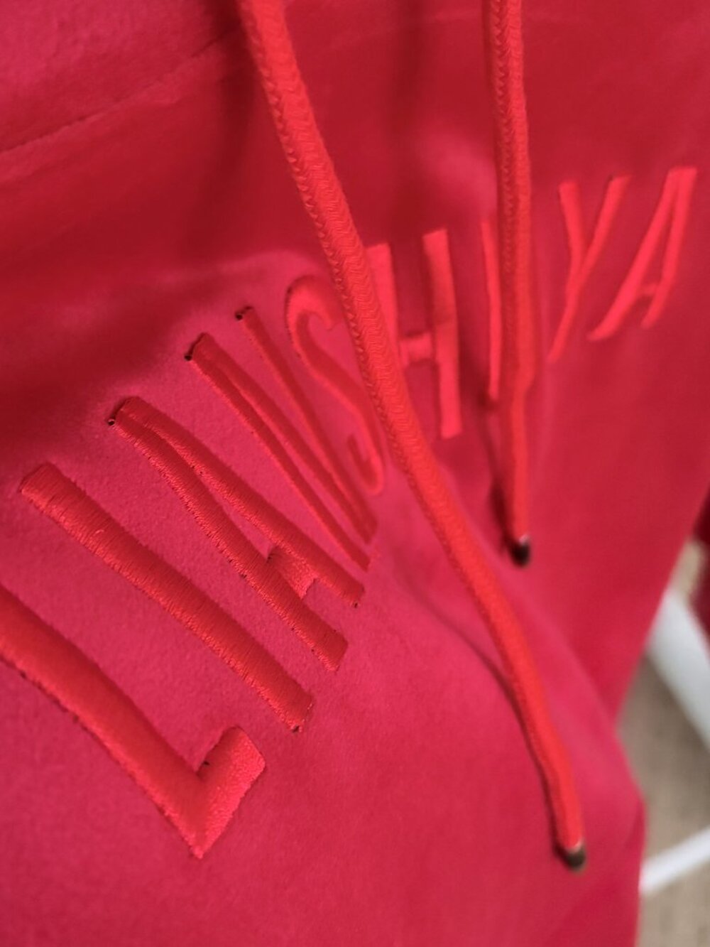 NWOT Red Embroidered Velour Hoodie - Size M - Picture 2 of 3